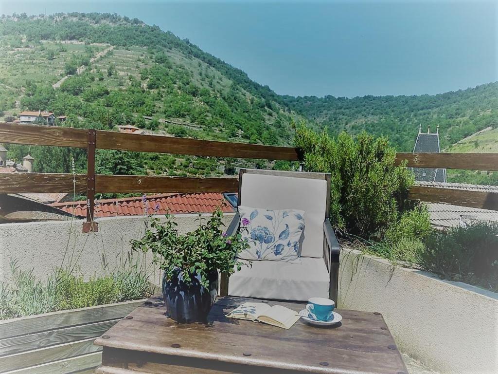 Bed and Breakfast Le Cocon Verrieres  Exterior foto